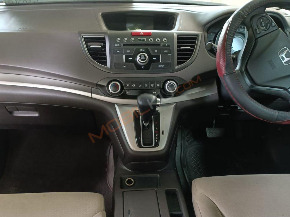 Mobil Honda CR-V 2013