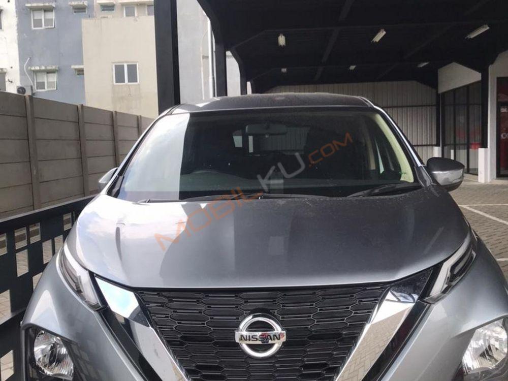 Mobil Nissan Livina 2019