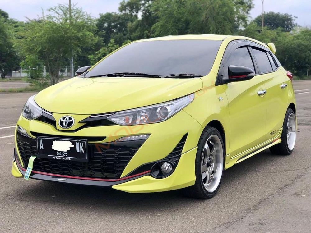 Mobil Toyota Yaris 2020