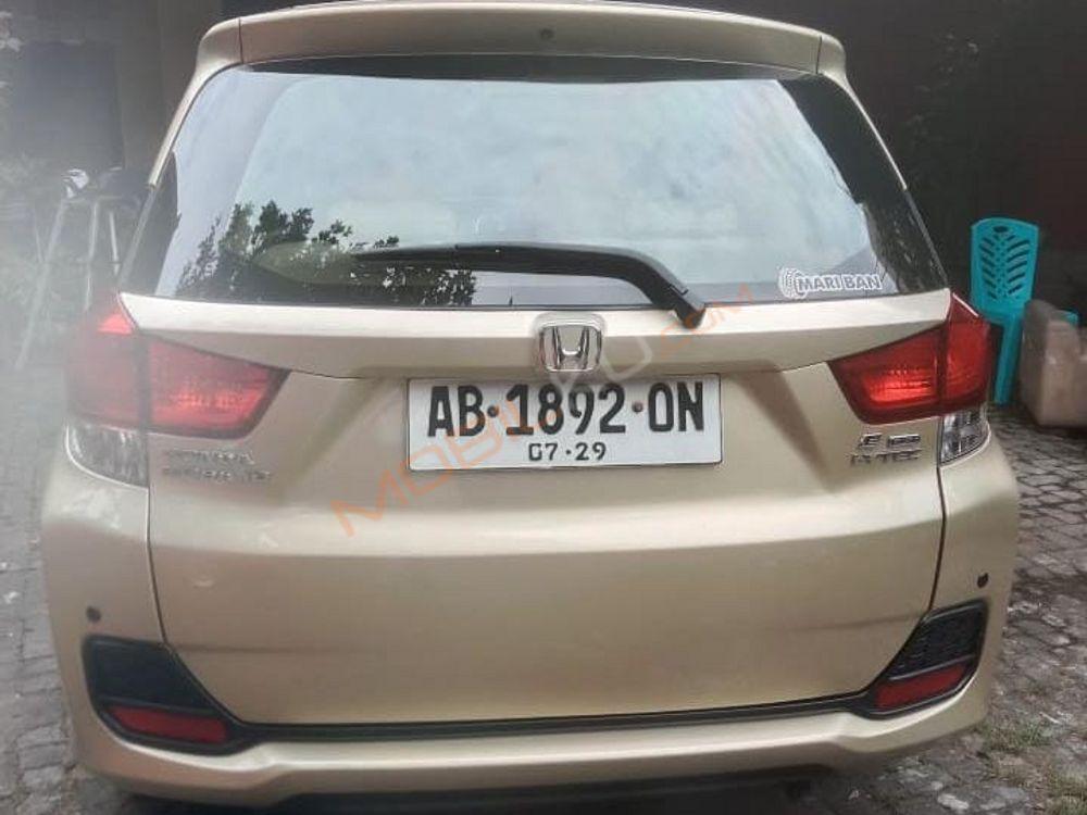 Mobil Honda Mobilio 2014