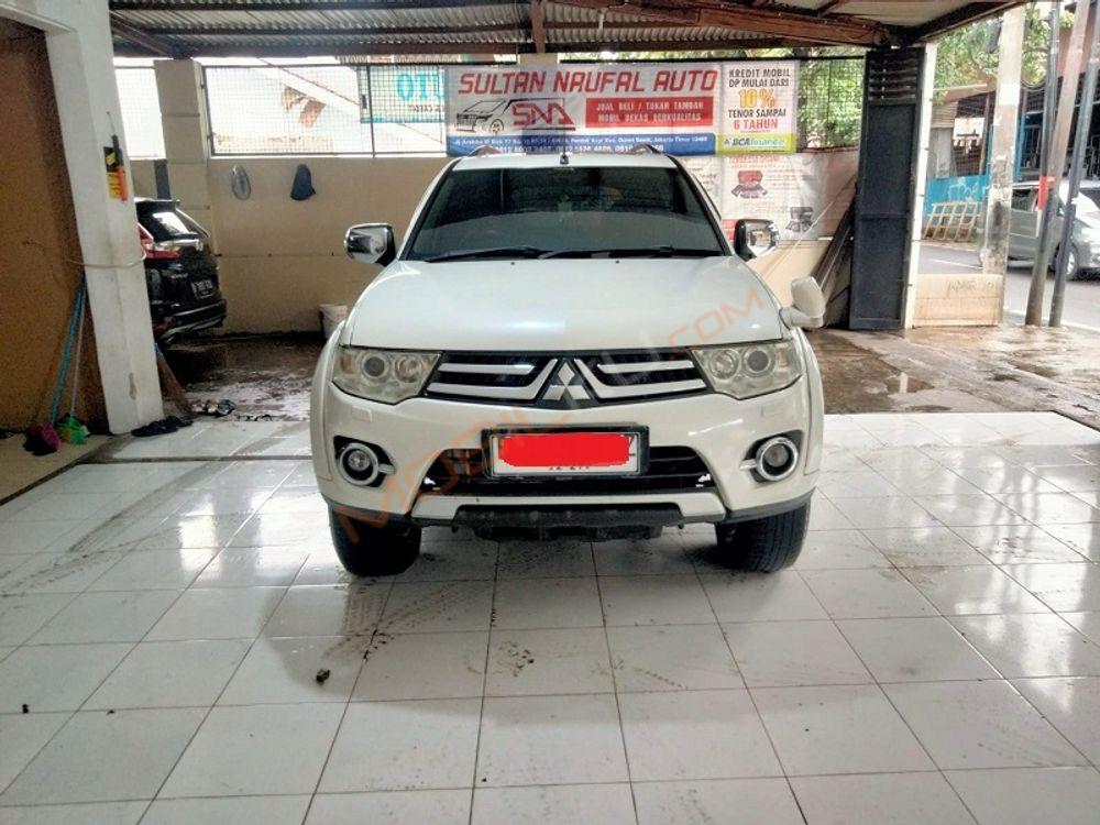 Mobil Mitsubishi Pajero Sport 2014