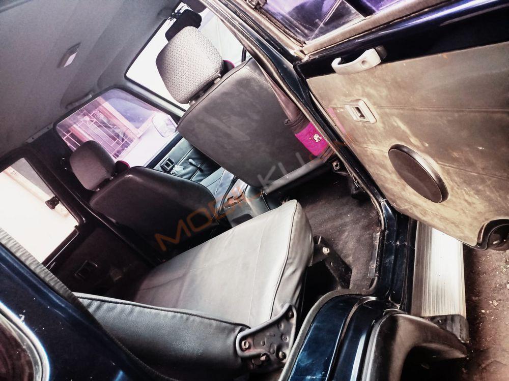 Mobil Toyota Kijang 1996