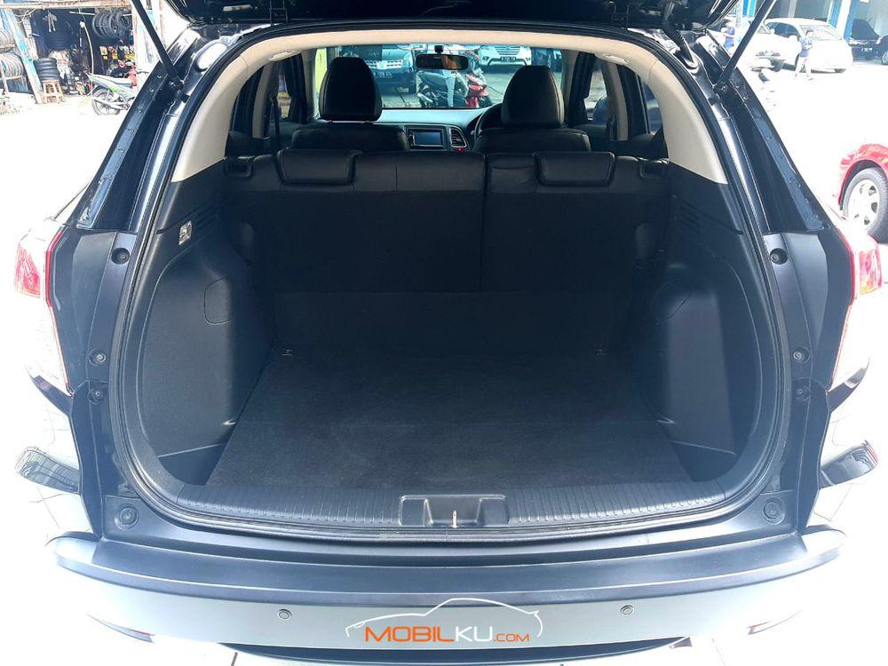 Mobil Honda HR-V 2015