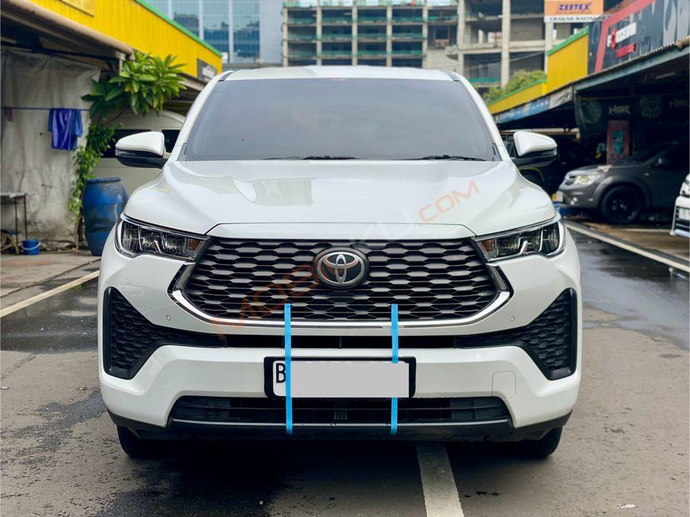 Mobil Toyota Kijang Innova Zenix 2023