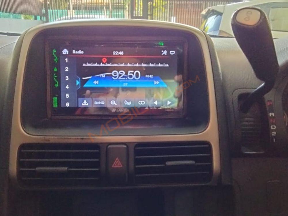 Mobil Honda CR-V 2004