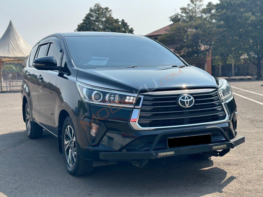 Mobil Toyota Kijang Innova 2021