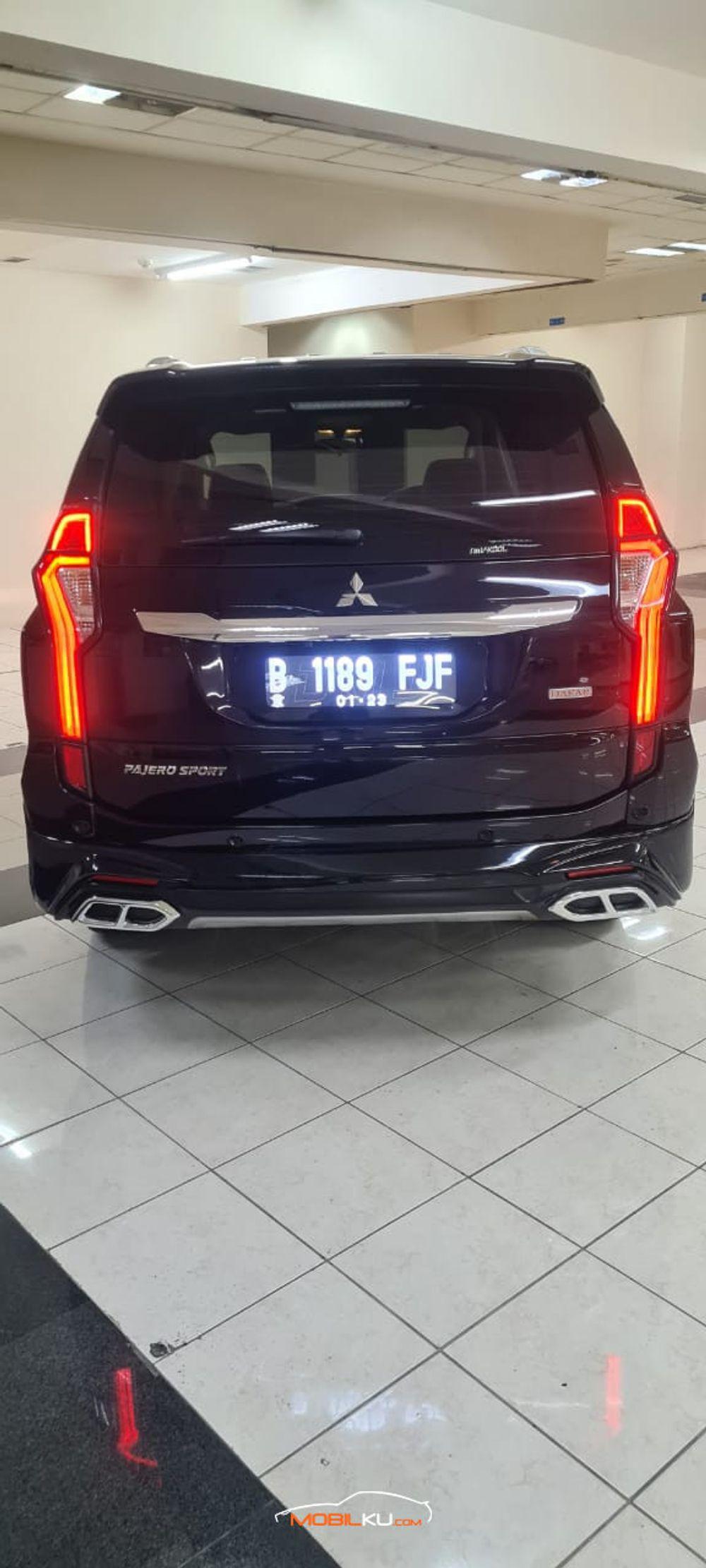 Mobil Mitsubishi Pajero Sport 2017