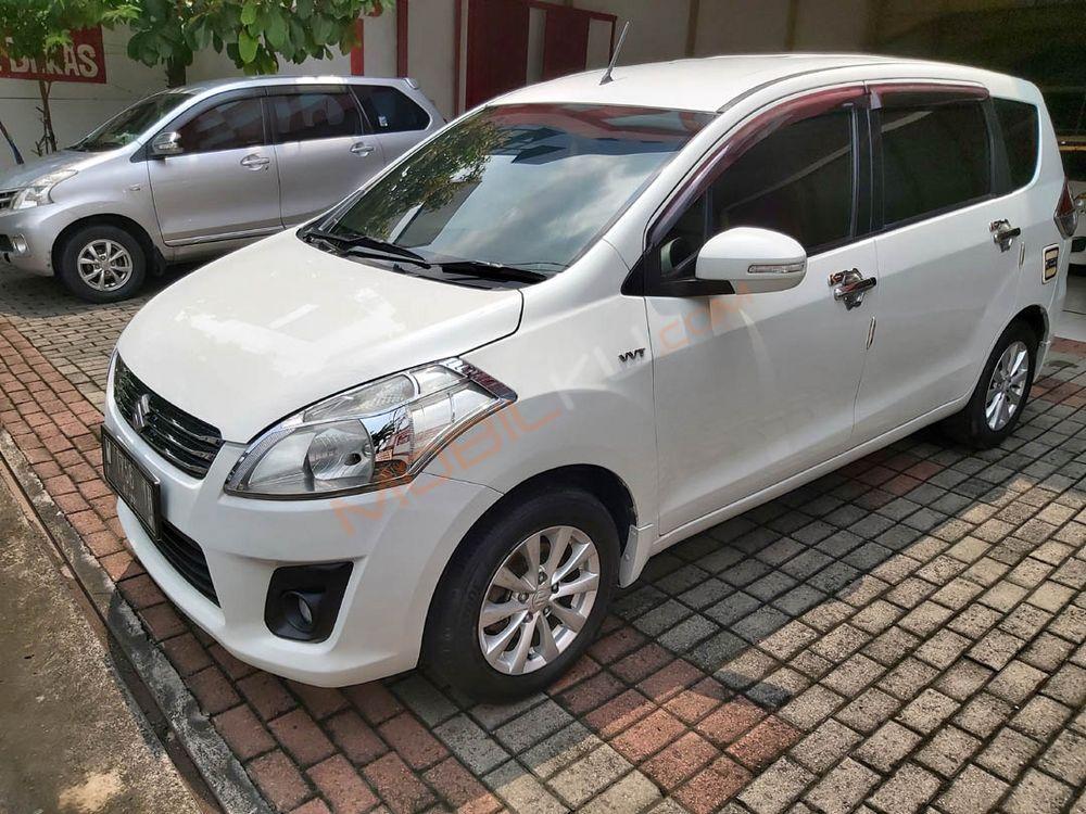 Mobil Suzuki Ertiga 2015