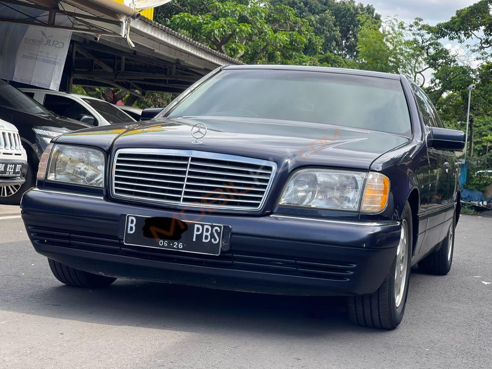 Mobil Mercedes-Benz S-Class 1996