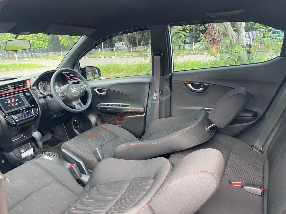 Mobil Honda Brio 2023