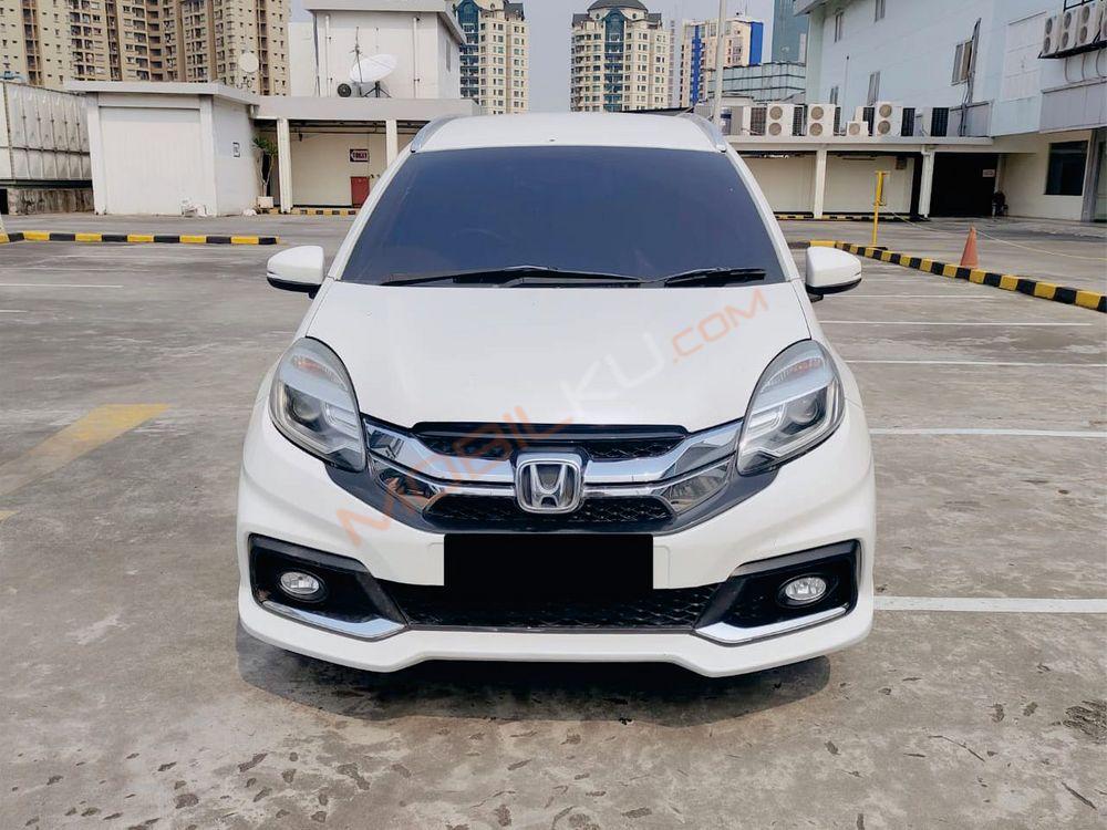 Mobil Honda Mobilio 2016