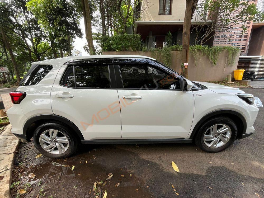 Mobil Toyota Raize 2022