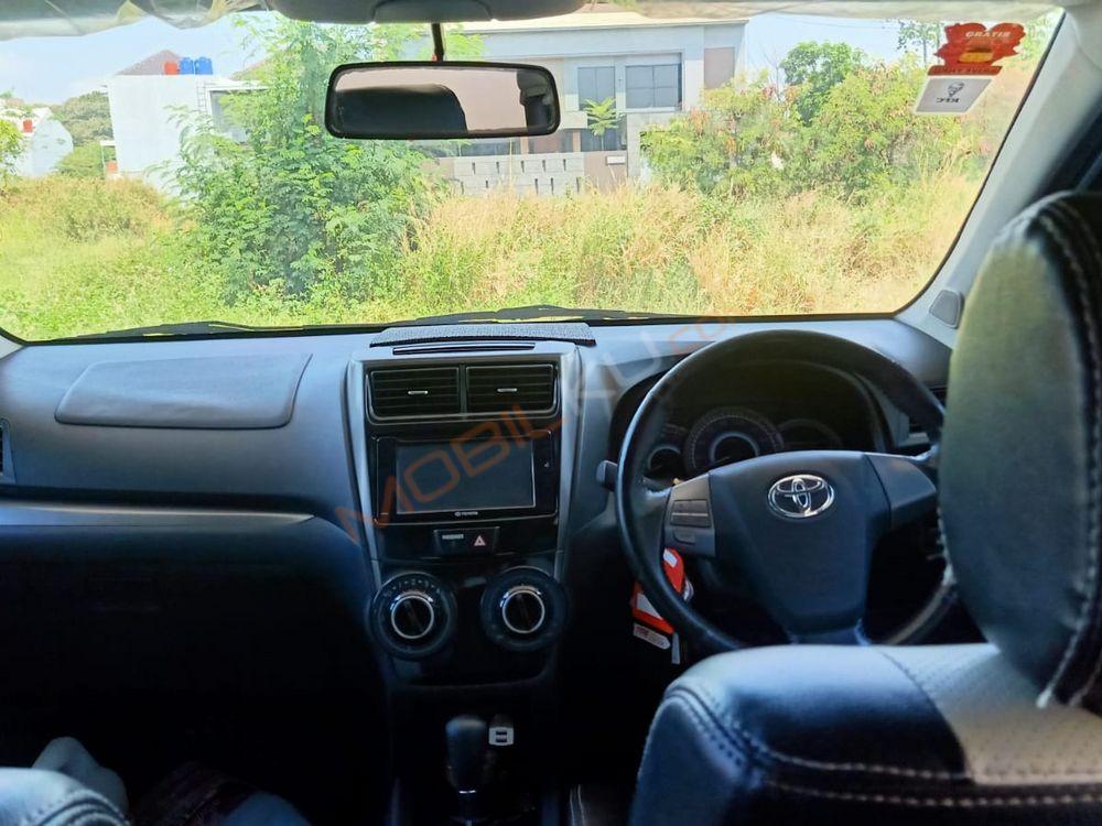 Mobil Toyota Avanza 2017