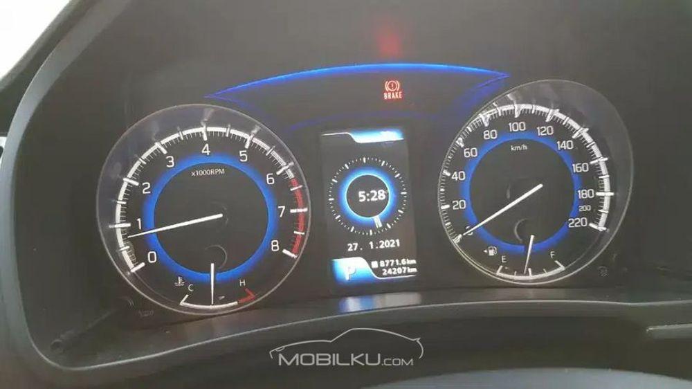 Mobil Suzuki Baleno 2018