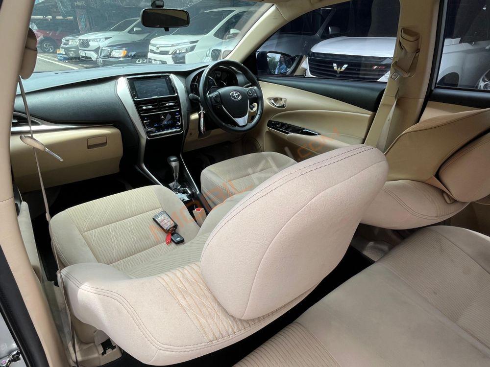 Mobil Toyota Vios 2018