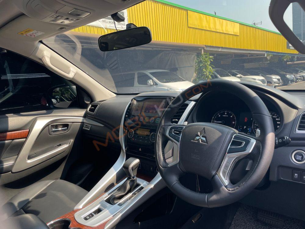 Mobil Mitsubishi Pajero Sport 2016