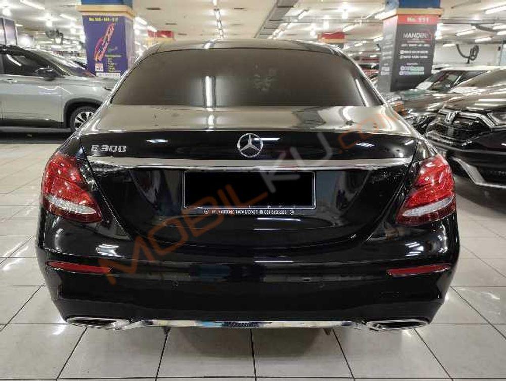 Mobil Mercedes-Benz E-Class 2018