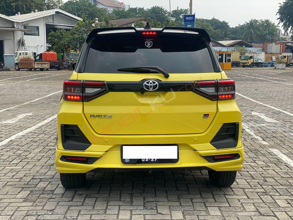 Mobil Toyota Raize 2022