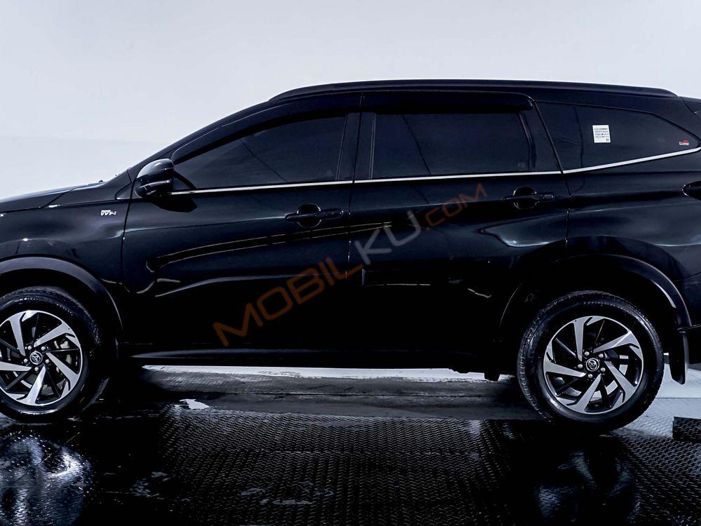 Mobil Toyota Rush 2020