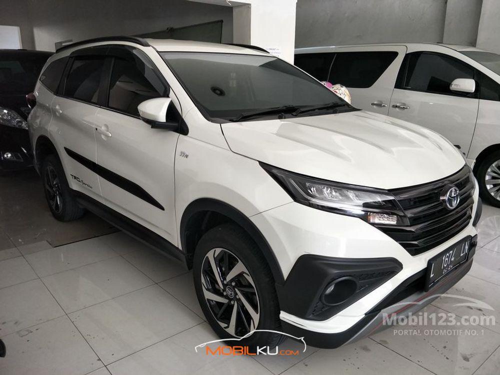 Mobil Toyota Rush 2019