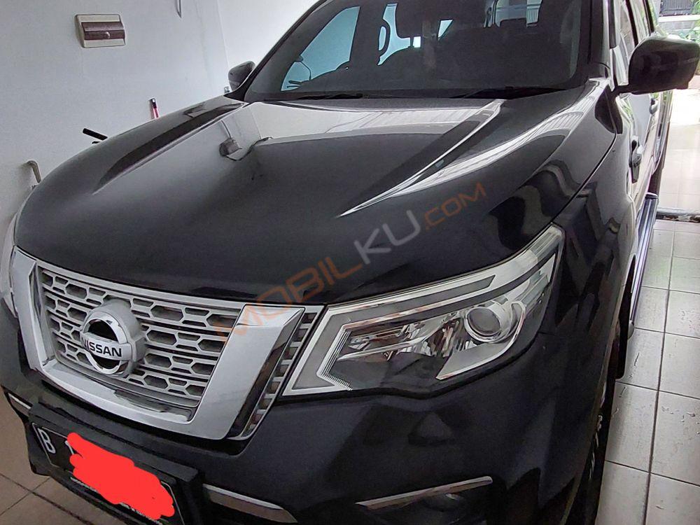 Mobil Nissan Terra 2019