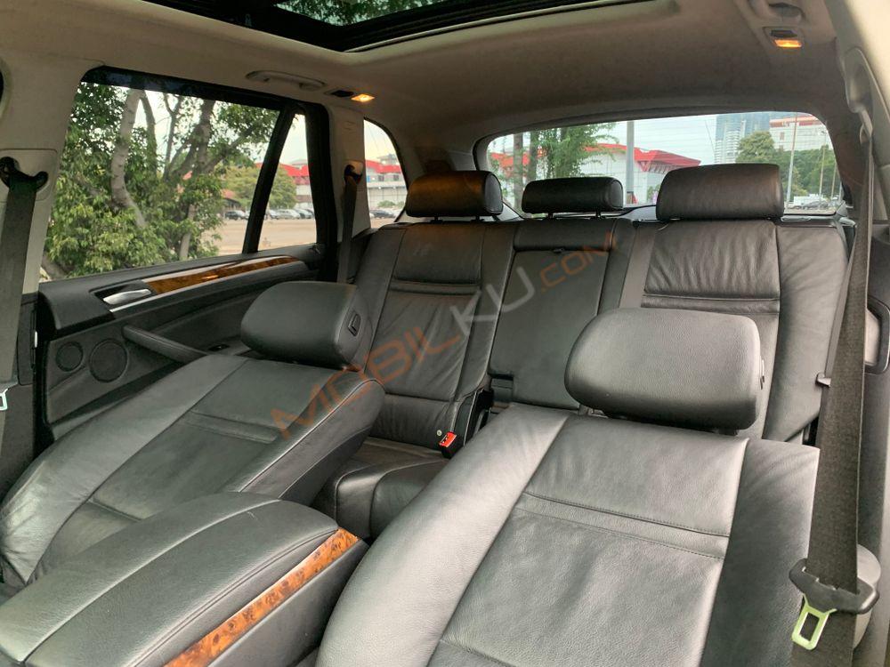 Mobil BMW X5 2008