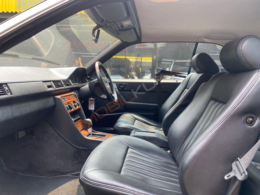 Mobil Mercedes-Benz C-Class 1995