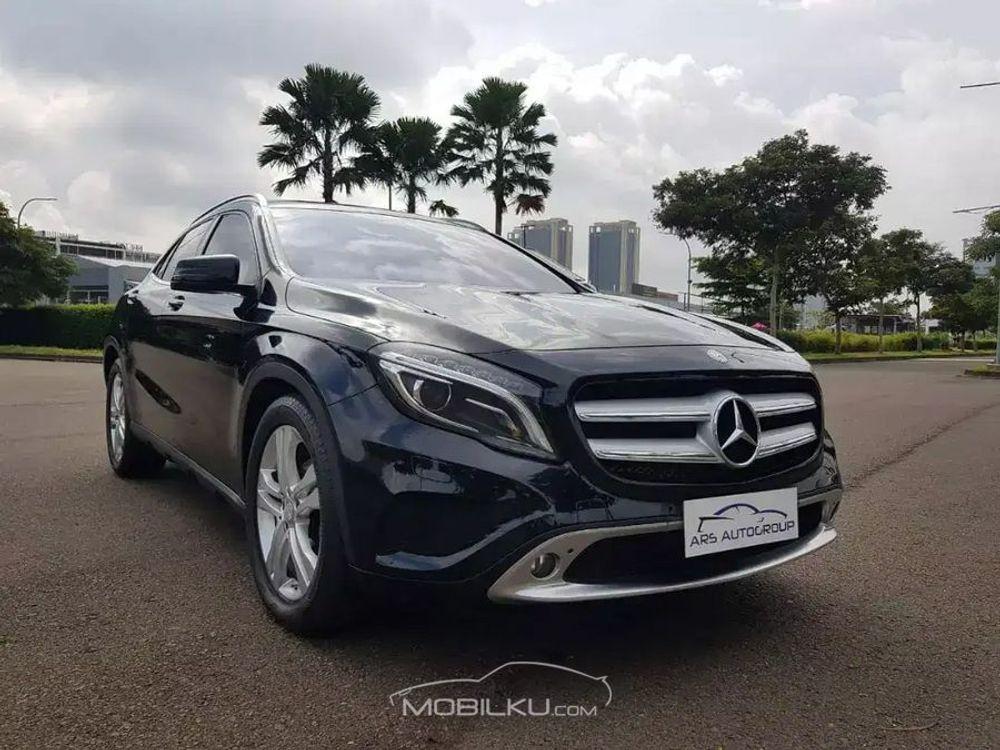 Mobil Mercedes-Benz GLA 2014