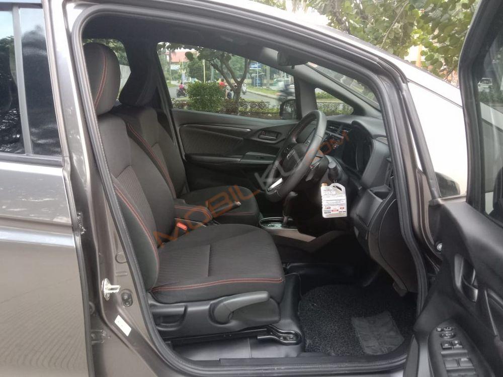 Mobil Honda Jazz 2018