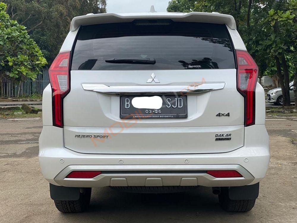 Mobil Mitsubishi Pajero Sport 2021