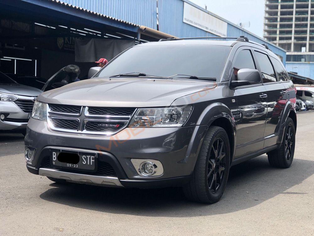 Mobil Dodge Journey 2013