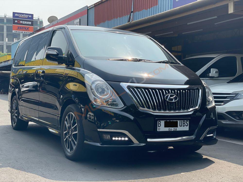 Mobil Hyundai H-1 2018