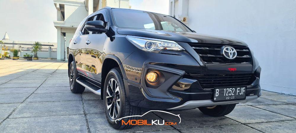 Mobil Toyota Fortuner 2018