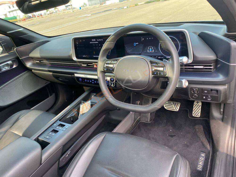Mobil Hyundai Ioniq 6 2023