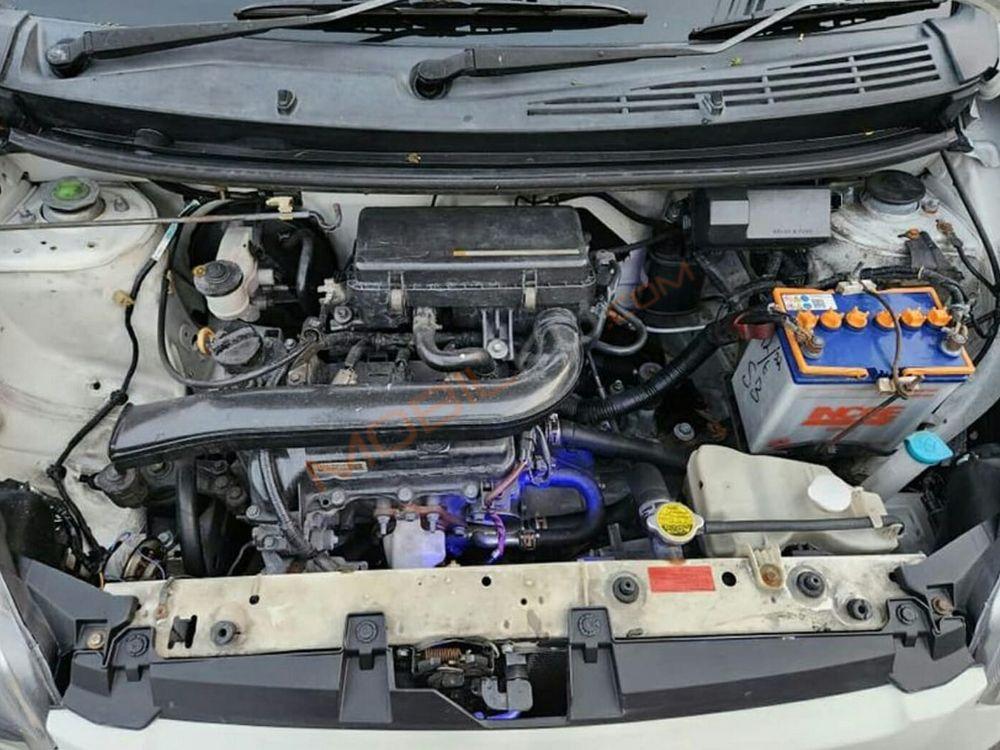 Mobil Daihatsu Ayla 2014