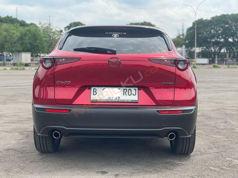 Mobil Mazda CX-30 2023