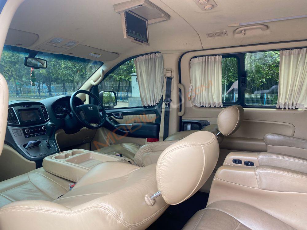 Mobil Hyundai H-1 2018