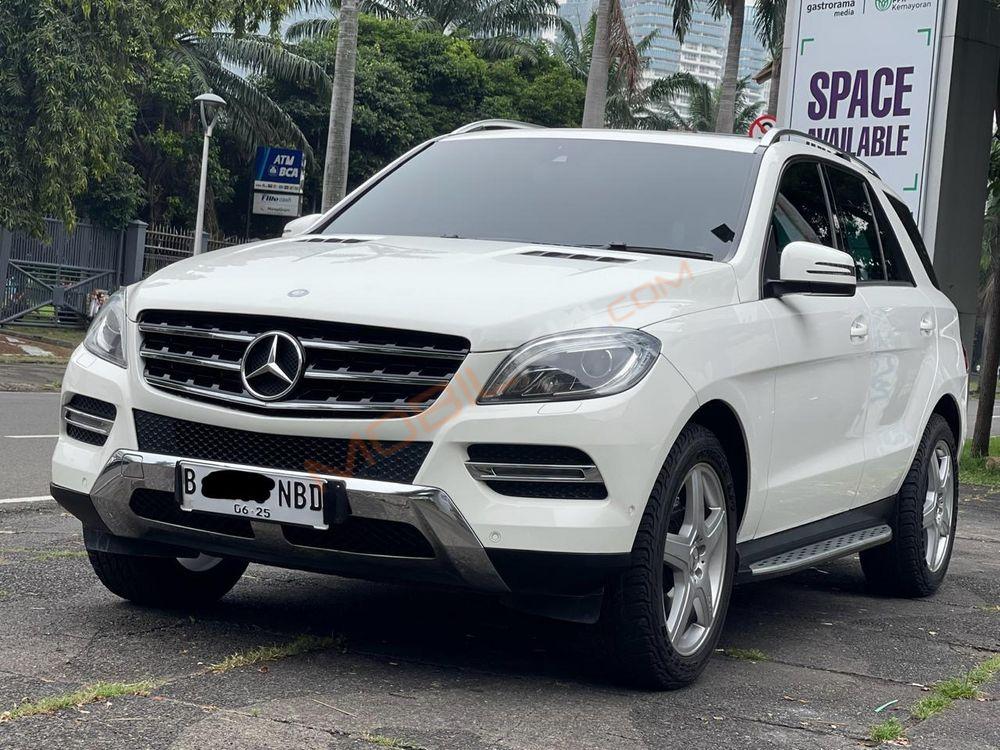 Mobil Mercedes-Benz ML 2015