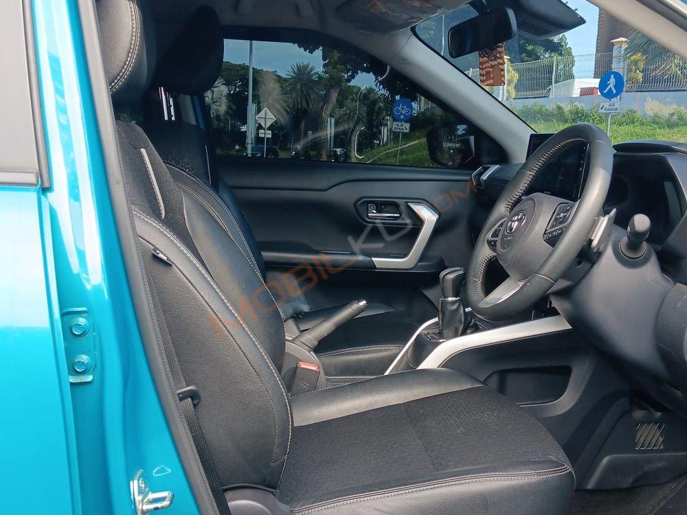 Mobil Toyota Raize 2021