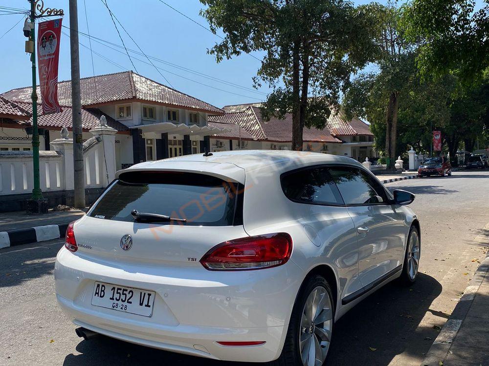 Mobil Volkswagen Scirocco 2013