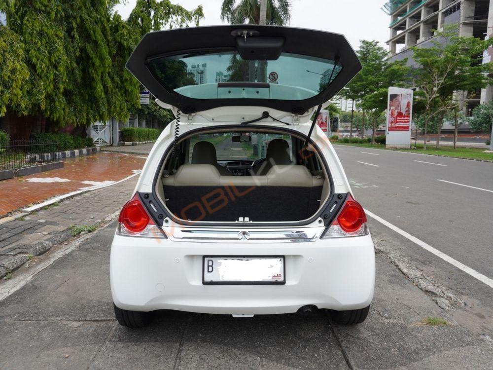 Mobil Honda Brio 2018