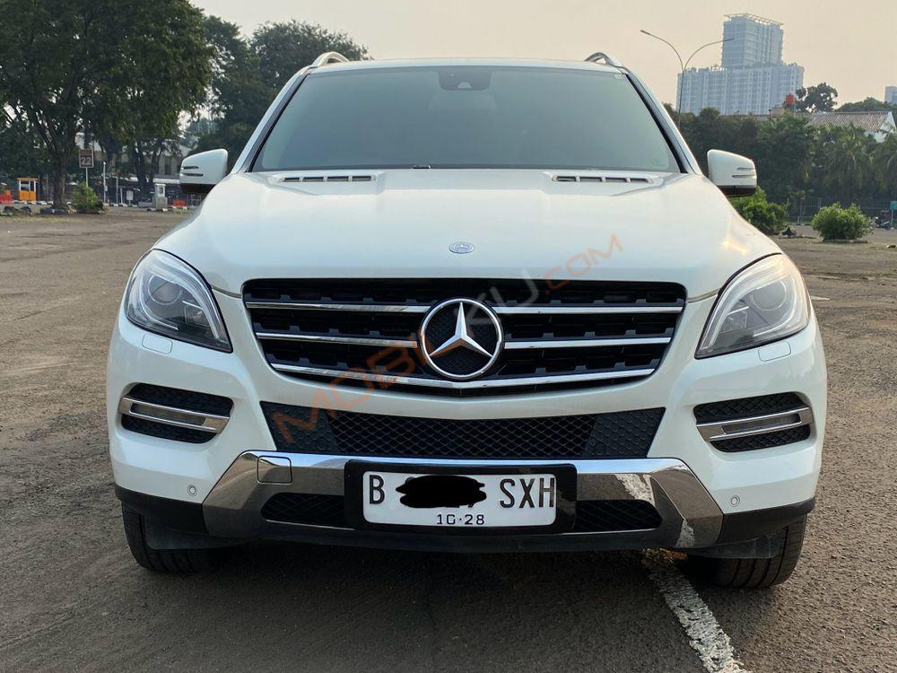 Mobil Mercedes-Benz ML 2013