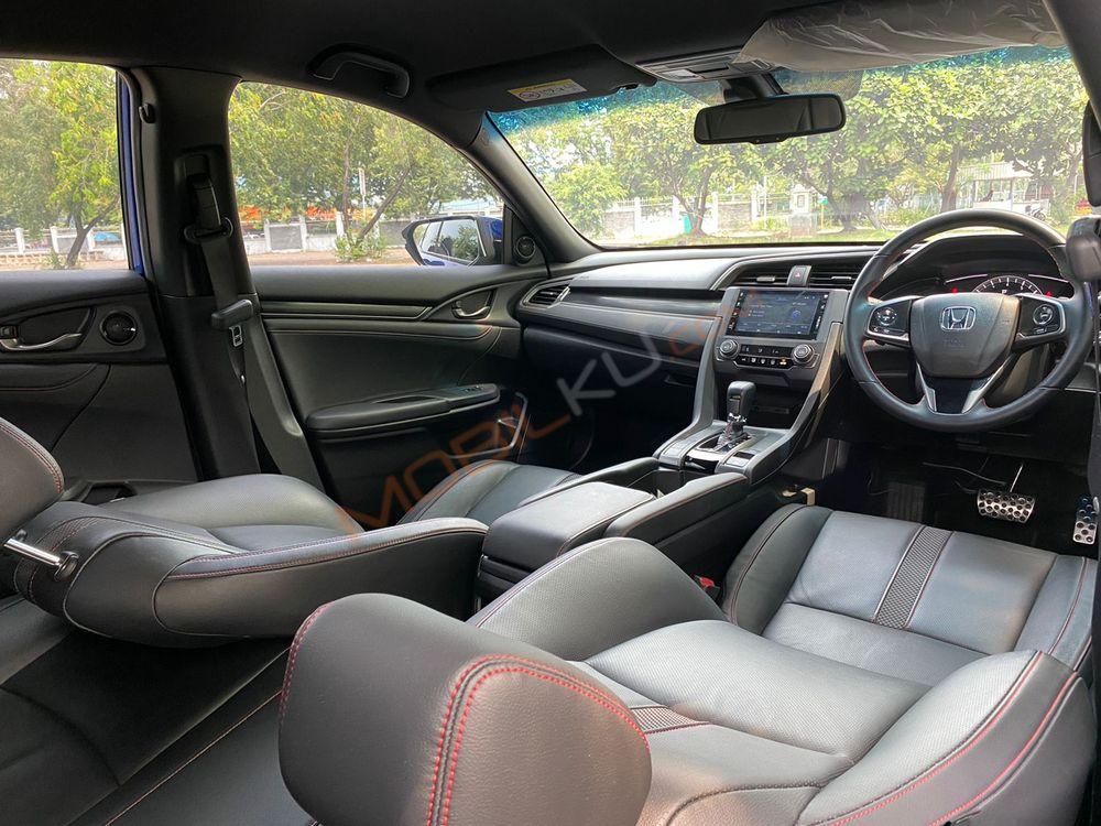 Mobil Honda Civic Hatchback 2021