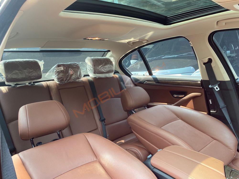 Mobil BMW 5 Series 2016