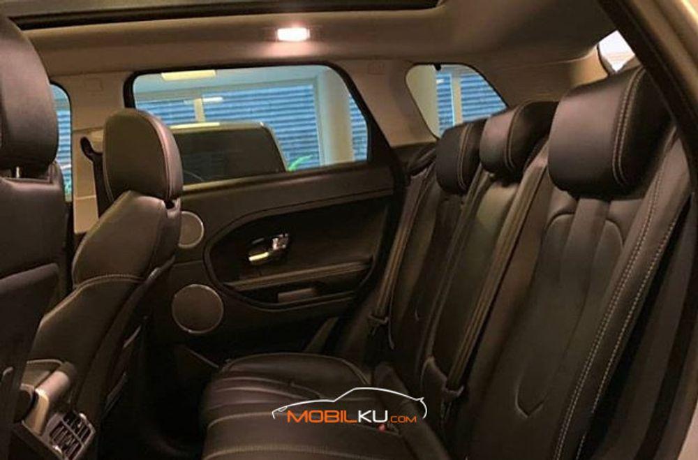 Mobil Range Rover Evoque 2013