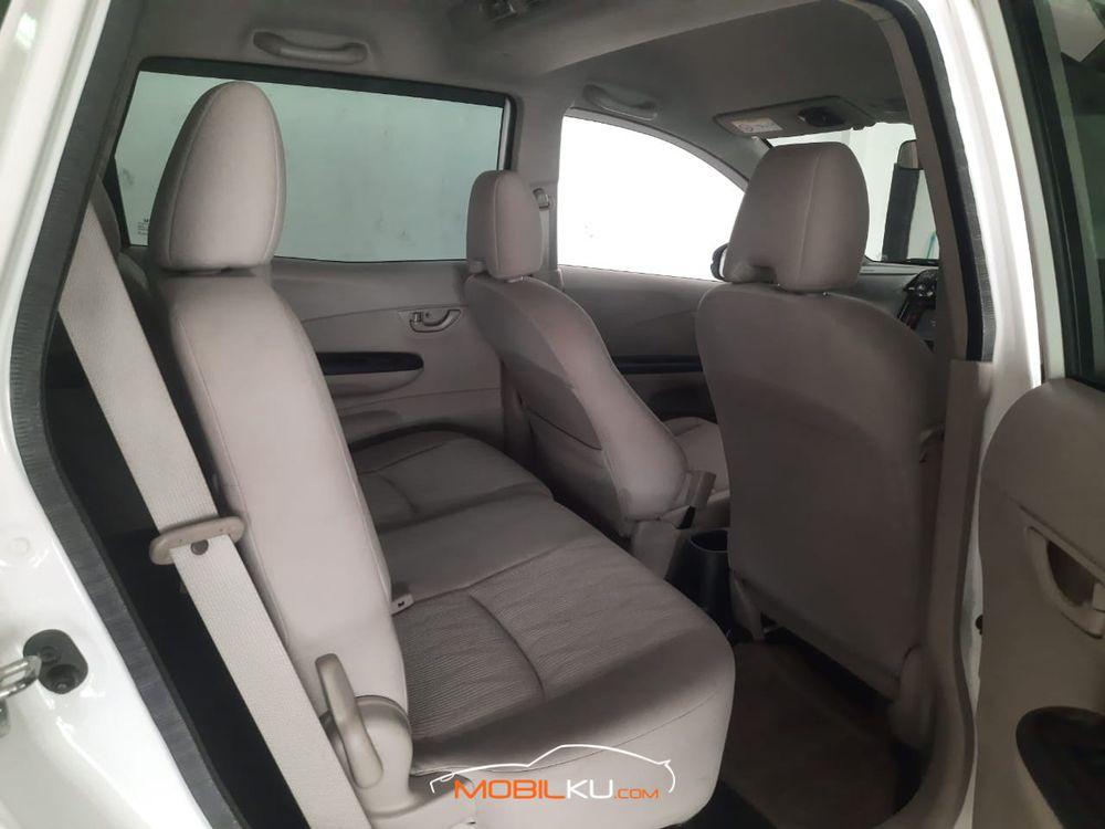 Mobil Honda Mobilio 2017