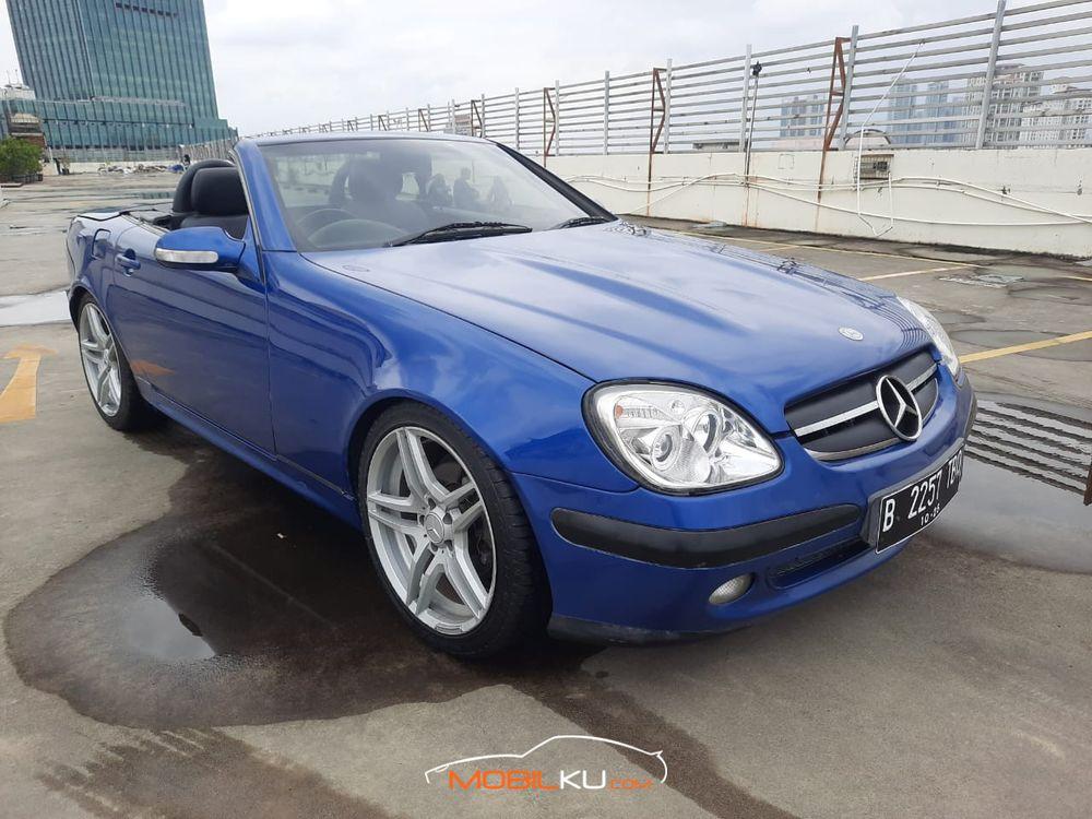Mobil Mercedes-Benz SLK 2000