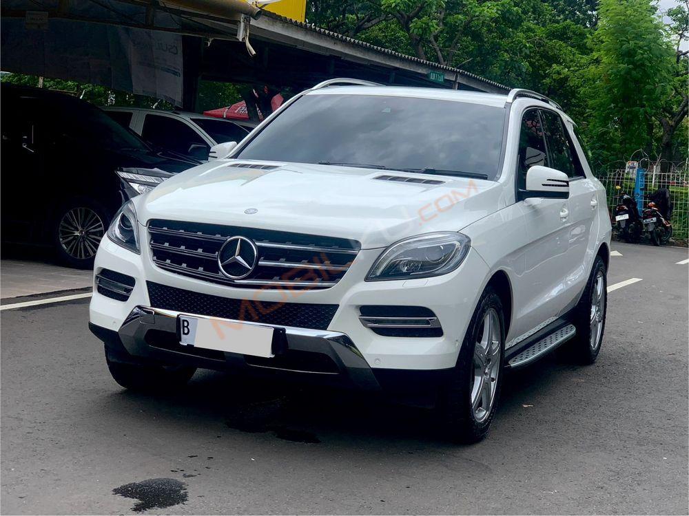 Mobil Mercedes-Benz ML 2013