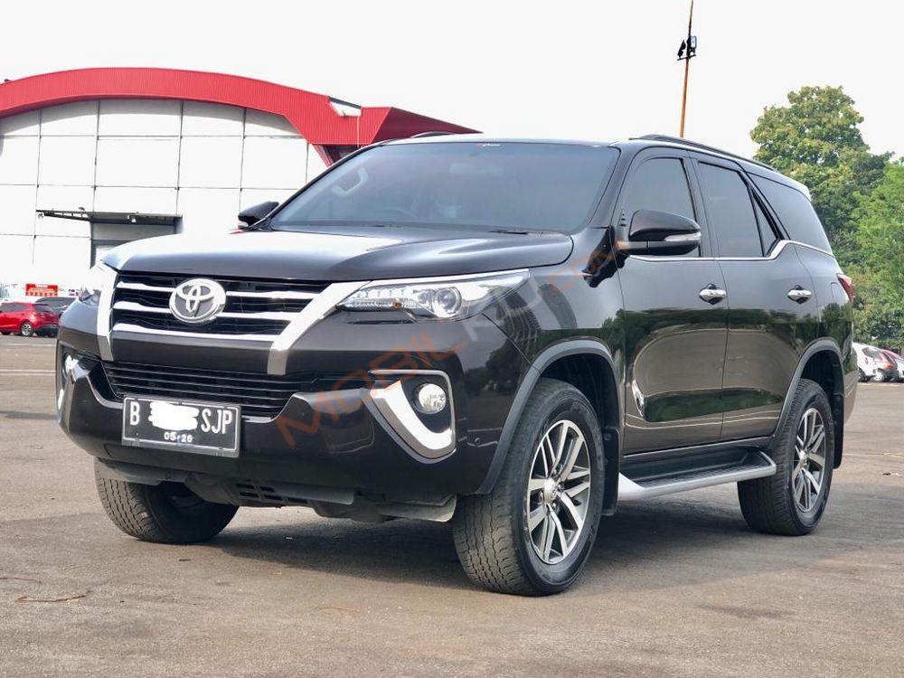 Mobil Toyota Fortuner 2016