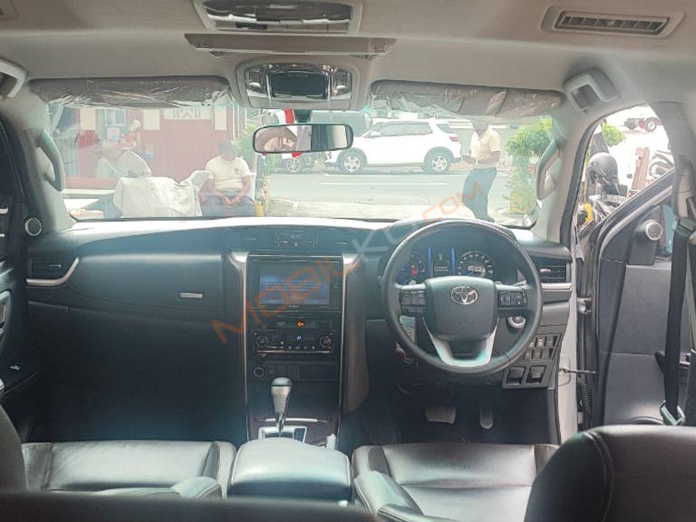 Mobil Toyota Fortuner 2017